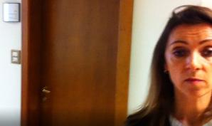 [VIDEO] Włoska sędzia zaszydziła z polskiej matki chcącej ratować dziecko przed samobójstwem! Patriot24.net zgłosił skargę na ohydne zachowanie sędzi Danieli Ronzani i jej asystenta Prezydentowi Trybunału w Treviso Aurelio Gatto! Powiadamiamy Ministerstwa!