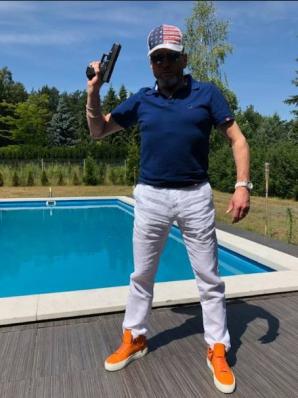 [VIDEO] PATRIOT24 EXCLUSIVE: Rutkowski: Leoś odzyskany! Psychopatyczny Marek M., który przez ostanie miesiące więził dziecko m.in. w Czechach i mógł przyczynić się tam do samobójczej śmierci pod kołami TIR-a 22-letniej Anastazji, za kratami!