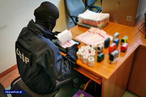 [VIDEO] Wystawiali nierzetelne faktury VAT, działaly przez firmy z Czech