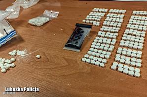 [VIDEO] Blisko trzy tysiące tabletek ecstasy nie trafi na rynek