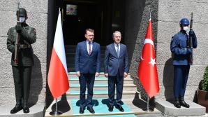 [VIDEO] Bliższa współpraca wojskowa z Turcją