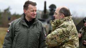 [VIDEO] Brytyjskie wojska inżynieryjne będą wspierać polskich żołnierzy na polsko-białoruskiej granicy. W trakcie spotkania ministrowie odwiedzili żołnierzy 15. Giżyckiej Brygady Zmechanizowanej oraz żołnierzy z USA, Wielkiej Brytanii, Rumunii i Chorwacji,