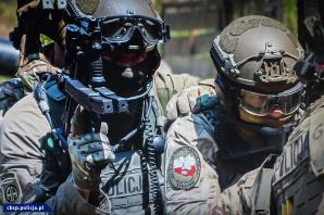[VIDEO] Szkolenie „kontrdywersyjne” z udziałem policjantów rzeszowskiego CBŚP