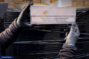PRZEJĘTE PONAD 21,5 MLN NIELEGALNYCH PAPIEROSÓW 