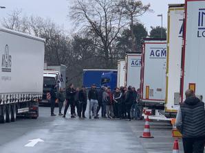 Skandal!!! KRZYSZTOF RUTKOWSKI ocenia zachowanie niemieckiej policji wobec dziennikarzy z portalu Patriot24.NET