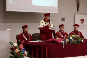 [VIDEO] Szef MEiN w Krakowie: Nie ma lepszego autorytetu niż Jan Paweł II