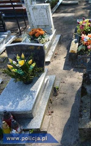 Zdemolował nagrobki zmarłych na goleniowskim cmentarzu