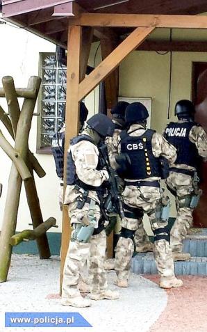 Gigantyczne wyłudzenia VAT. Brawurowe zatrzymania w Gdańsku! 