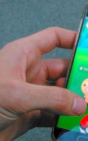Szaleństwo Pokemon Go dotarło do Polski. Internet rozpalają dyskusje