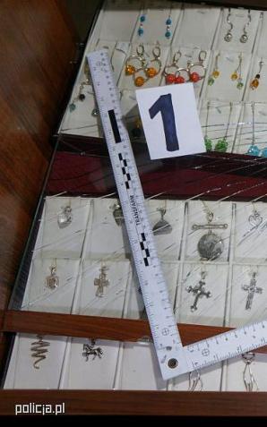 Błyskawiczne zatrzymanie sprawcy napadu na jubilera w Chorzowie!