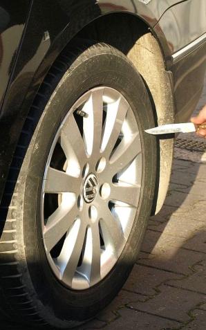 Gruzini okradali „na kolec” – zatrzymani przez Policję trafili do aresztu