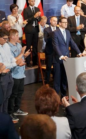 Premier Mateusz Morawiecki: Nasza polityka społeczno-gospodarcza to polityka równych szans