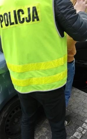 Zatrzymany podejrzany o kradzieże pojazdów o łącznej wartości ponad 1,2 mln złotych