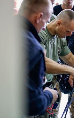 Policyjni kontrterroryści z całego kraju ćwiczą w Kielcach