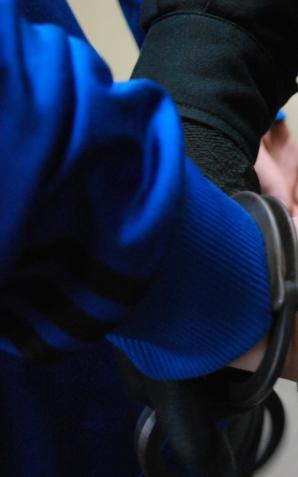 Areszt dla 21-latka za usiłowanie zabójstwa kobiety