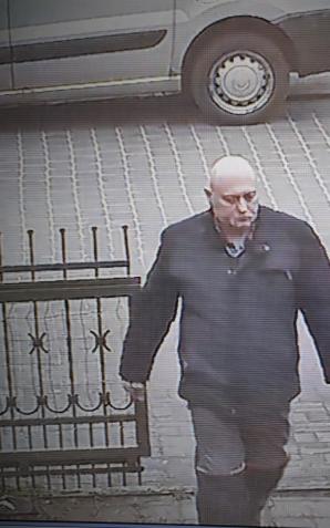 POLICJANCI PROSZĄ O POMOC W ODNALEZIENIU ZAGINIONEGO KRZYSZTOFA HANDSZUH