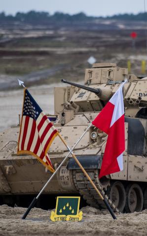 [VIDEO] Polsko-amerykańskie szkolenie na poligonie w Nowej Dębie wzmacnia bezpieczeństwo na wschodniej flance NATO