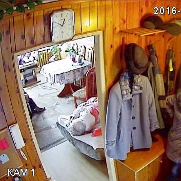 Złodziejki okradły staruszkę - prosimy świadków o pomoc