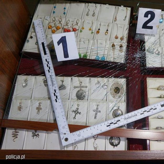 Błyskawiczne zatrzymanie sprawcy napadu na jubilera w Chorzowie!