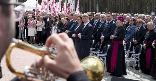 Lech Kaczyński patronem terminala LNG w Świnoujściu