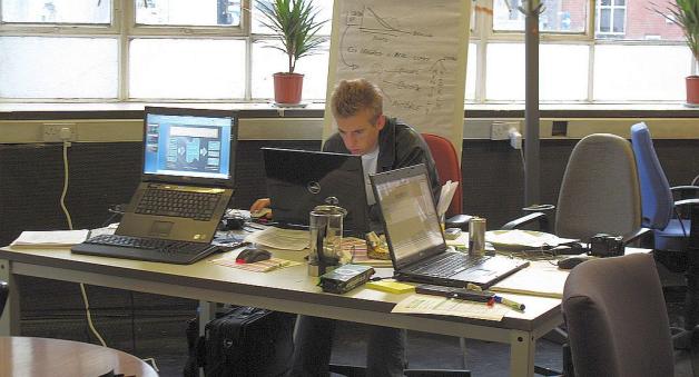 Stres powakacyjny dotyka większość pracujących. Receptą stopniowe wdrażanie się w obowiązki i przygotowanie planu zadań