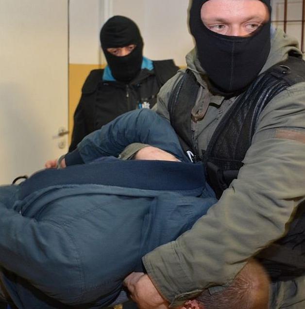 Mazowieccy policjanci zatrzymali podejrzanych o napad na jubilera