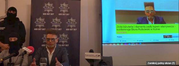 [VIDEO] 20 000 zł nagrody za pomoc w ujęciu złodziei złota i biżuterii w Żychlinie - zapis spotkania Krzysztofa Rutkowskiego z dziennikarzami w Kutnie